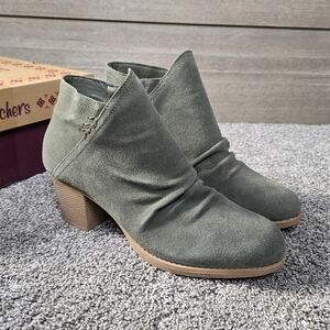 Sketchers Taxi Western City Suede Boots NEW size 10